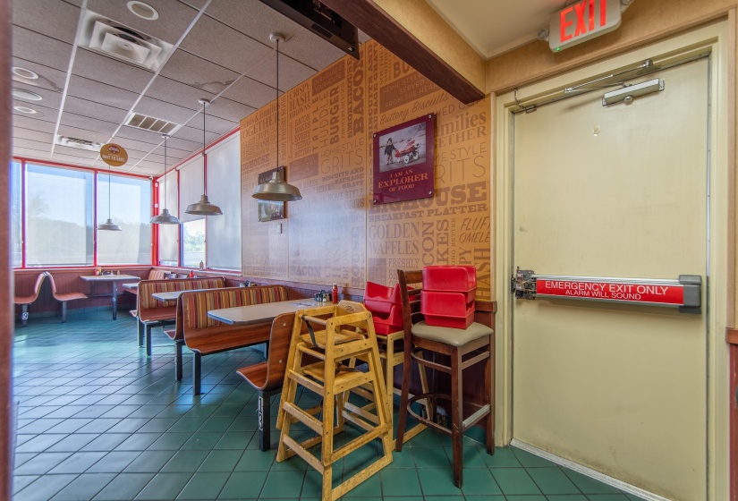 190 BRIDGE AVE, Savannah, Tennessee 38372, ,Commercial/industrial,For Sale,BRIDGE,10212826