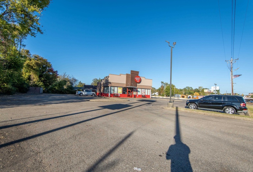 190 BRIDGE AVE, Savannah, Tennessee 38372, ,Commercial/industrial,For Sale,BRIDGE,10212826
