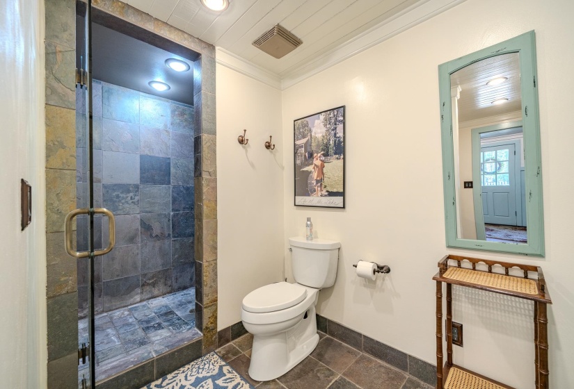 273 TANYARD CIR, Adamsville, Tennessee 38310-2927, 3 Bedroom Bedrooms, 14 Room Rooms,3 BathroomBathrooms,Residential,For Sale,TANYARD,0,10212801