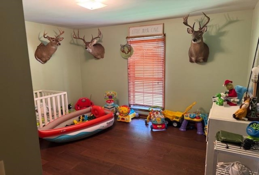 525 MIDDLETON LOOP, Bolivar, Tennessee 38008, 3 Bedroom Bedrooms, 6 Room Rooms,2 BathroomBathrooms,Residential,For Sale,MIDDLETON,0,10212809