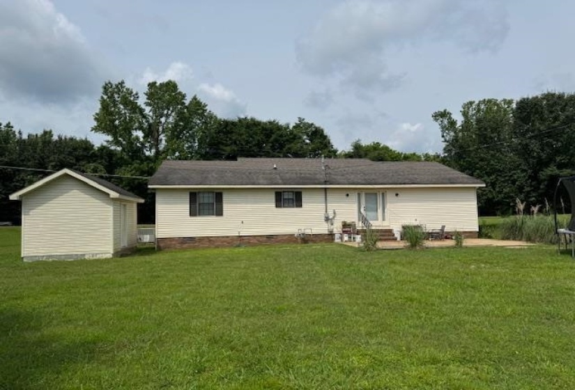 525 MIDDLETON LOOP, Bolivar, Tennessee 38008, 3 Bedroom Bedrooms, 6 Room Rooms,2 BathroomBathrooms,Residential,For Sale,MIDDLETON,0,10212809