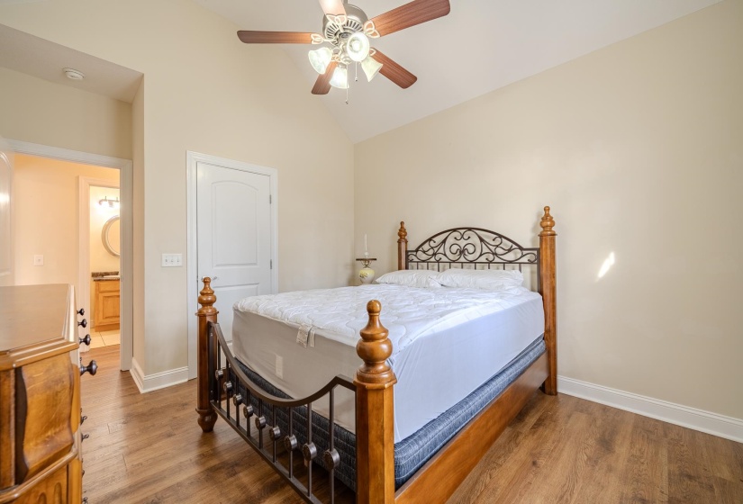 45 DALTON CV, Savannah, Tennessee 38372, 3 Bedrooms Bedrooms, 8 Rooms Rooms,2 BathroomsBathrooms,Residential,For Sale,DALTON,10212824