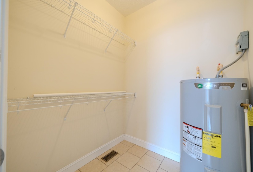 45 DALTON CV, Savannah, Tennessee 38372, 3 Bedrooms Bedrooms, 8 Rooms Rooms,2 BathroomsBathrooms,Residential,For Sale,DALTON,10212824