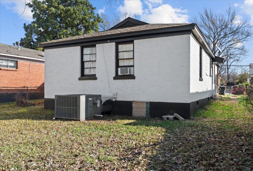 835 JOSEPHINE ST, Memphis, Tennessee 38114, 3 Bedrooms Bedrooms, 6 Rooms Rooms,2 BathroomsBathrooms,Residential,For Sale,JOSEPHINE,10212827