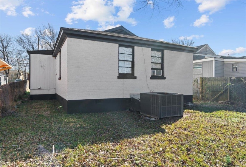 835 JOSEPHINE ST, Memphis, Tennessee 38114, 3 Bedrooms Bedrooms, 6 Rooms Rooms,2 BathroomsBathrooms,Residential,For Sale,JOSEPHINE,10212827