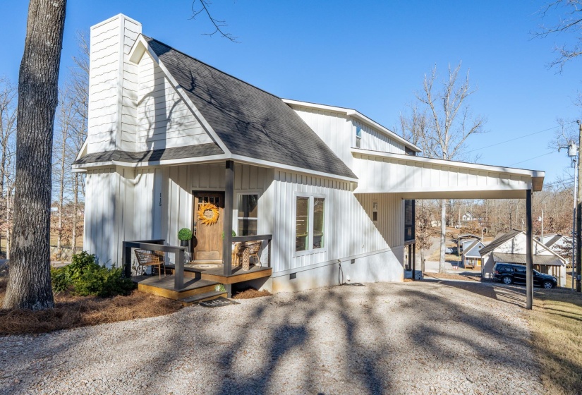 115 HOLIDAY HILLS LN, Counce, Tennessee 38326, 3 Bedrooms Bedrooms, 10 Rooms Rooms,2.1 BathroomsBathrooms,Residential,For Sale,HOLIDAY HILLS,10212842