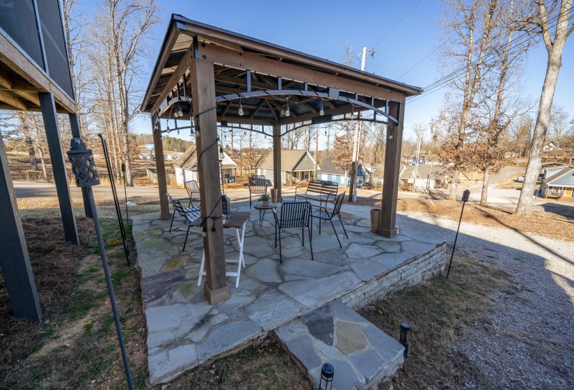 115 HOLIDAY HILLS LN, Counce, Tennessee 38326, 3 Bedrooms Bedrooms, 10 Rooms Rooms,2.1 BathroomsBathrooms,Residential,For Sale,HOLIDAY HILLS,10212842