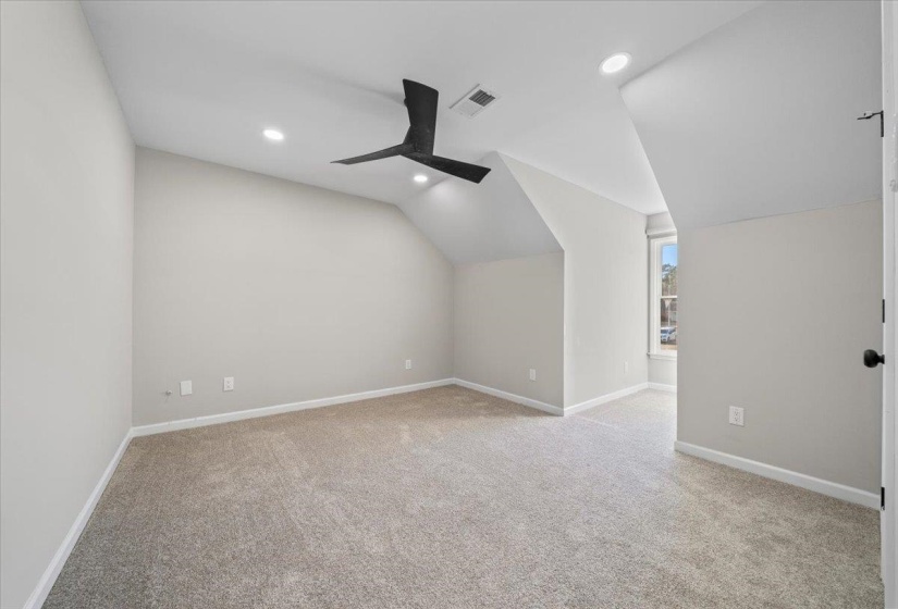300 MYSEN DR, Memphis, Tennessee 38018, 4 Bedrooms Bedrooms, 7 Rooms Rooms,2.1 BathroomsBathrooms,Residential,For Sale,MYSEN,10212872