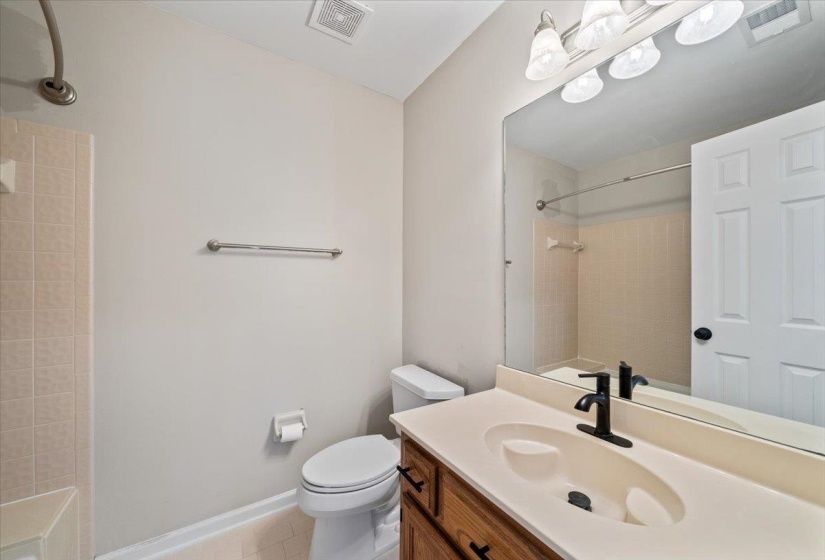 300 MYSEN DR, Memphis, Tennessee 38018, 4 Bedrooms Bedrooms, 7 Rooms Rooms,2.1 BathroomsBathrooms,Residential,For Sale,MYSEN,10212872