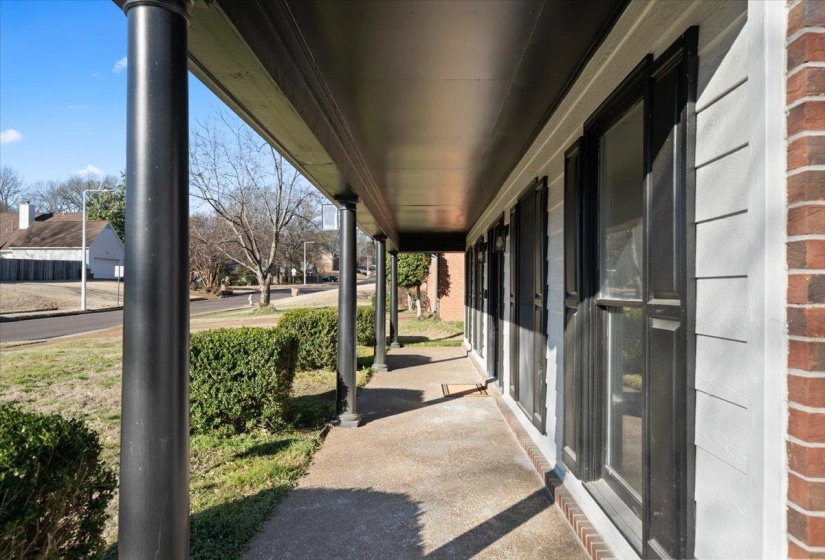 300 MYSEN DR, Memphis, Tennessee 38018, 4 Bedrooms Bedrooms, 7 Rooms Rooms,2.1 BathroomsBathrooms,Residential,For Sale,MYSEN,10212872