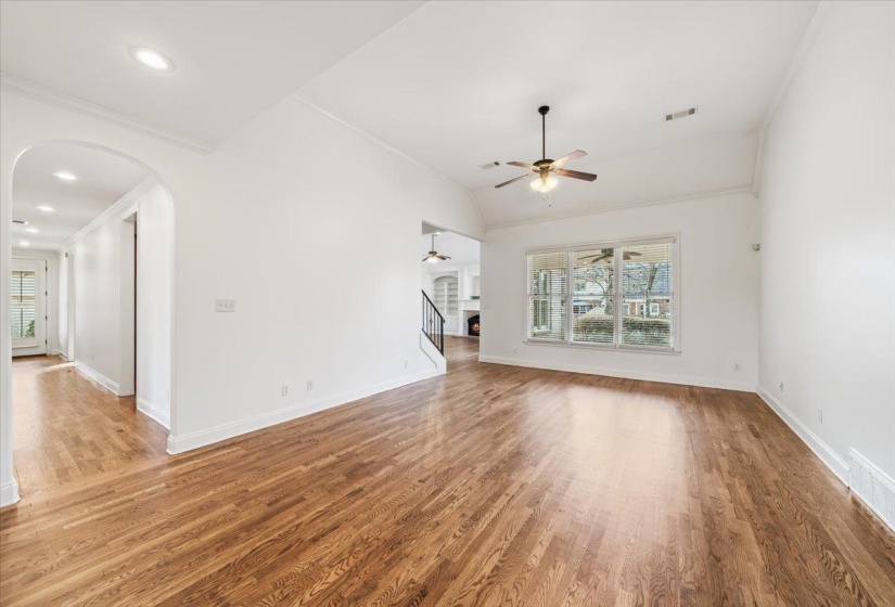 1581 BRACKENSHIRE LN, Collierville, Tennessee 38017, 4 Bedrooms Bedrooms, 10 Rooms Rooms,3 BathroomsBathrooms,Residential,For Sale,BRACKENSHIRE,10212873