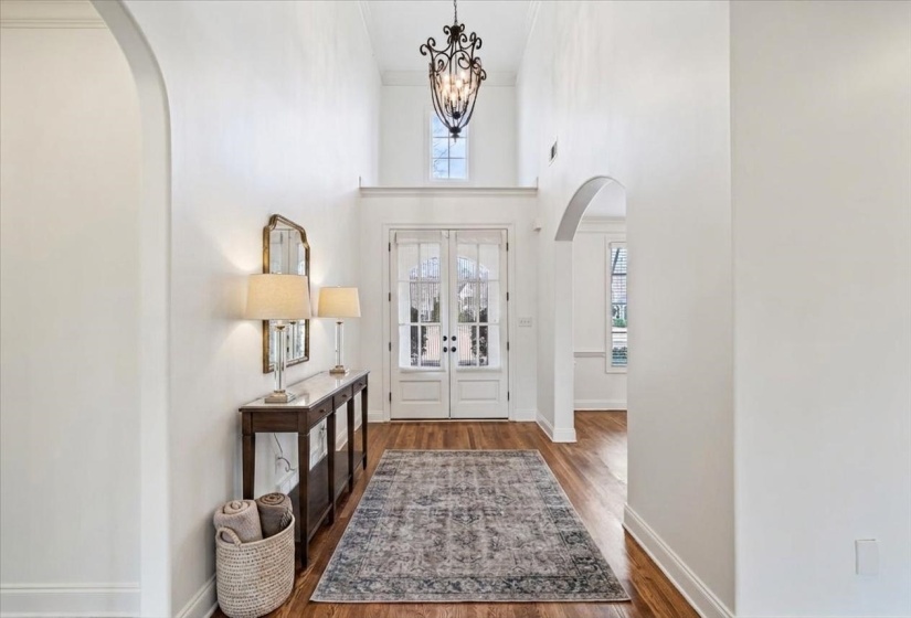 1581 BRACKENSHIRE LN, Collierville, Tennessee 38017, 4 Bedrooms Bedrooms, 10 Rooms Rooms,3 BathroomsBathrooms,Residential,For Sale,BRACKENSHIRE,10212873