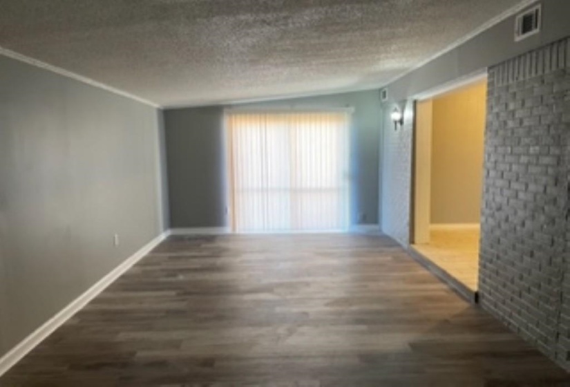 693 BONWOOD AVE, Memphis, Tennessee 38109, 4 Bedrooms Bedrooms, 7 Rooms Rooms,1 BathroomBathrooms,Residential,For Sale,BONWOOD,10212886