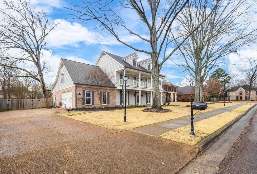 1837 NORTHCROSS PL, Collierville, Tennessee 38017, 5 Bedrooms Bedrooms, 11 Rooms Rooms,3.1 BathroomsBathrooms,Residential,For Sale,NORTHCROSS,10212901