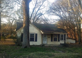 414 HYDE PARK CIR, Covington, Tennessee 38019, 3 Bedrooms Bedrooms, 6 Rooms Rooms,1 BathroomBathrooms,Residential,For Sale,HYDE PARK,10212946 414 HYDE PARK CIR, Covington, Tennessee 38019, 3 Bedrooms Bedrooms, 6 Rooms Rooms,1 BathroomBathrooms,Residential,For Sale,HYDE PARK,10212946