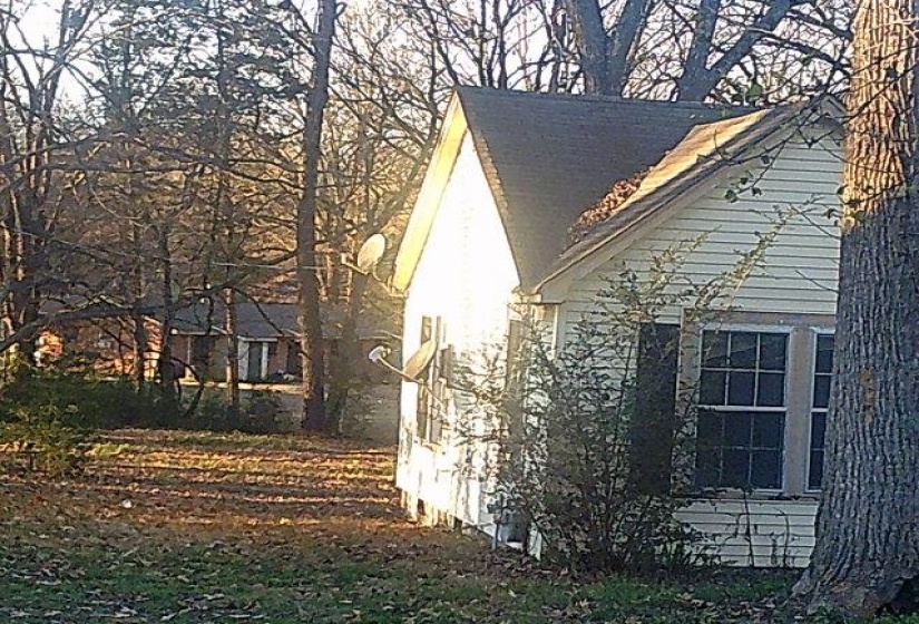 View of home's exterior