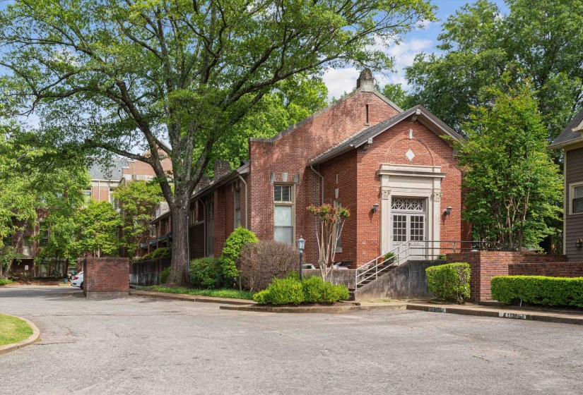 2235 BREWERS LNDG, Memphis, Tennessee 38104, 1 Bedroom Bedrooms, 4 Rooms Rooms,1 BathroomBathrooms,Residential,For Sale,BREWERS,10212963