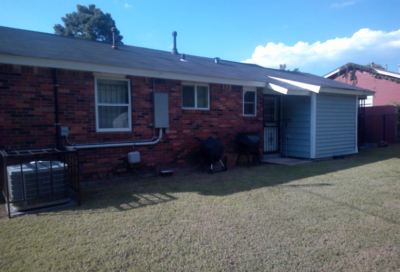 4374 FORD RD, Memphis, Tennessee 38109, 3 Bedroom Bedrooms, 5 Room Rooms,1 BathroomBathrooms,Residential,For Sale,FORD,0,10212965