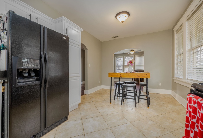 830 MAURY ST, Memphis, Tennessee 38107, 4 Bedroom Bedrooms, 9 Room Rooms,2 BathroomBathrooms,Residential,For Sale,MAURY,0,10212981