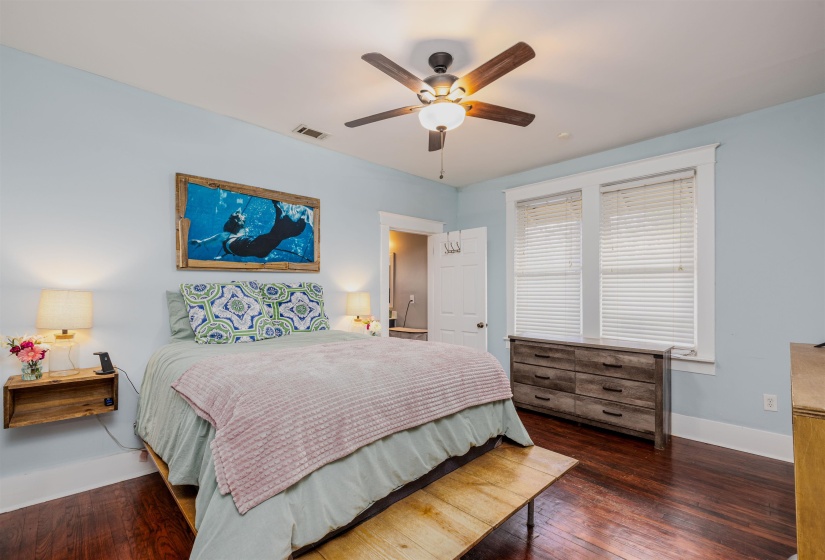 830 MAURY ST, Memphis, Tennessee 38107, 4 Bedroom Bedrooms, 9 Room Rooms,2 BathroomBathrooms,Residential,For Sale,MAURY,0,10212981