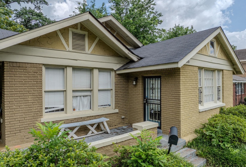 830 MAURY ST, Memphis, Tennessee 38107, 4 Bedroom Bedrooms, 9 Room Rooms,2 BathroomBathrooms,Residential,For Sale,MAURY,0,10212981