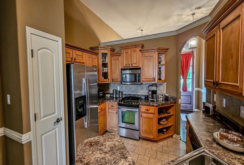 35 WHISPERING CREEK CV, Oakland, Tennessee 38060, 4 Bedrooms Bedrooms, 7 Rooms Rooms,2 BathroomsBathrooms,Residential,For Sale,WHISPERING CREEK,10212986