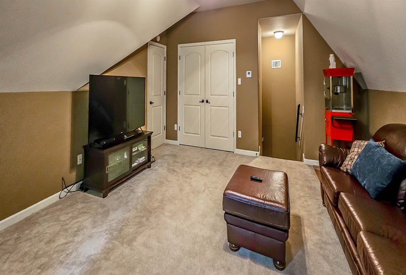 35 WHISPERING CREEK CV, Oakland, Tennessee 38060, 4 Bedrooms Bedrooms, 7 Rooms Rooms,2 BathroomsBathrooms,Residential,For Sale,WHISPERING CREEK,10212986