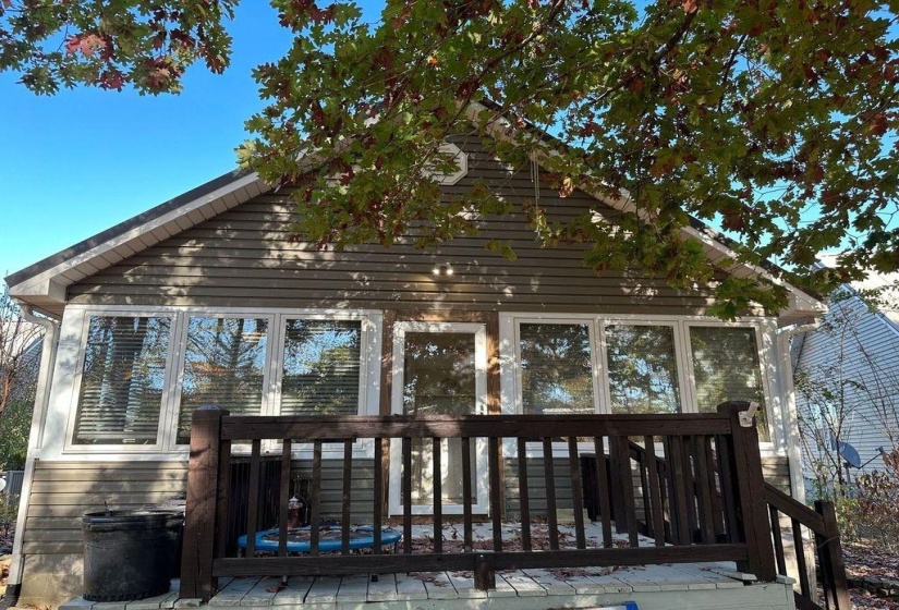 19 PEARL PKY, Iuka, Mississippi 38852, 2 Bedrooms Bedrooms, 7 Rooms Rooms,2 BathroomsBathrooms,Residential,For Sale,PEARL,10213012