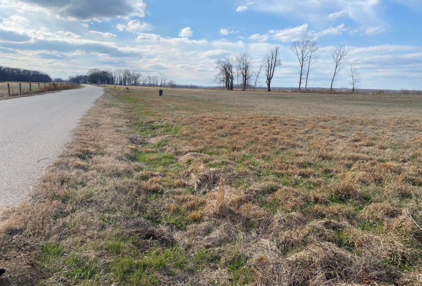 LOT 47 CRAVENS RD, Savannah, Tennessee 38372, ,Land,For Sale,CRAVENS,10213023