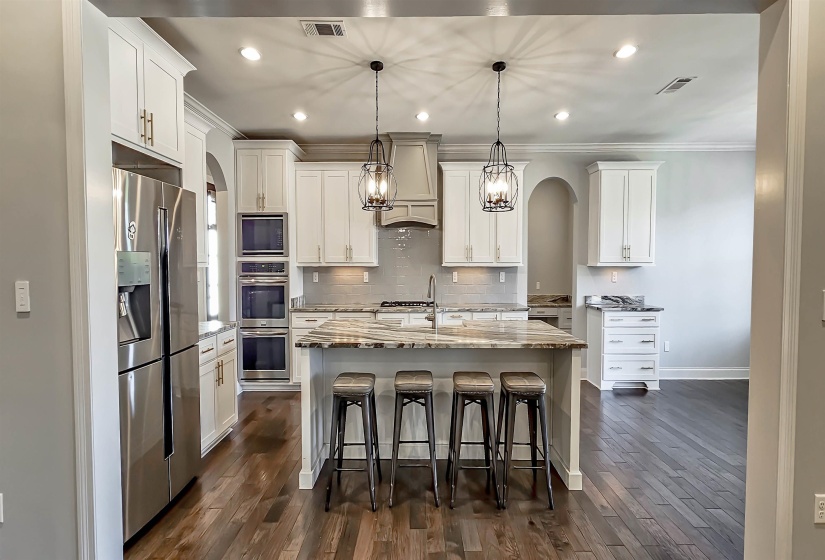 4728 MAGNOLIA PARK CIR, Collierville, Tennessee 38017, 5 Bedrooms Bedrooms, 10 Rooms Rooms,4.1 BathroomsBathrooms,Residential,For Sale,MAGNOLIA PARK,10213047