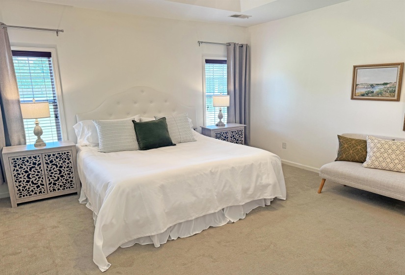 5524 FOUNTAIN BAY DR, Memphis, Tennessee 38120, 4 Bedrooms Bedrooms, 7 Rooms Rooms,2.1 BathroomsBathrooms,Residential,For Sale,FOUNTAIN BAY,10213060