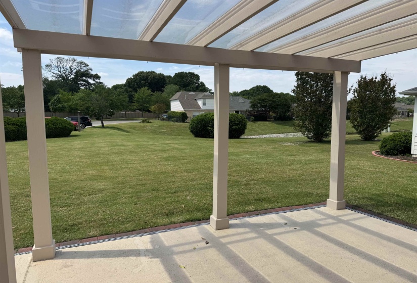 5524 FOUNTAIN BAY DR, Memphis, Tennessee 38120, 4 Bedrooms Bedrooms, 7 Rooms Rooms,2.1 BathroomsBathrooms,Residential,For Sale,FOUNTAIN BAY,10213060