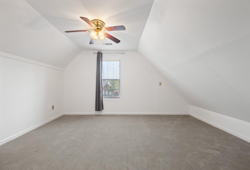 5524 FOUNTAIN BAY DR, Memphis, Tennessee 38120, 4 Bedrooms Bedrooms, 7 Rooms Rooms,2.1 BathroomsBathrooms,Residential,For Sale,FOUNTAIN BAY,10213060