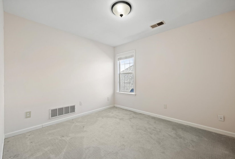 5524 FOUNTAIN BAY DR, Memphis, Tennessee 38120, 4 Bedrooms Bedrooms, 7 Rooms Rooms,2.1 BathroomsBathrooms,Residential,For Sale,FOUNTAIN BAY,10213060