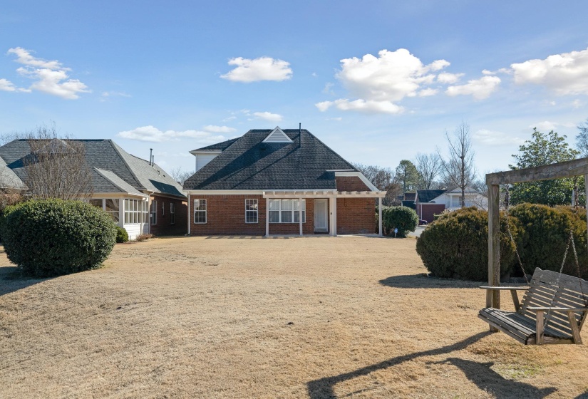 5524 FOUNTAIN BAY DR, Memphis, Tennessee 38120, 4 Bedrooms Bedrooms, 7 Rooms Rooms,2.1 BathroomsBathrooms,Residential,For Sale,FOUNTAIN BAY,10213060