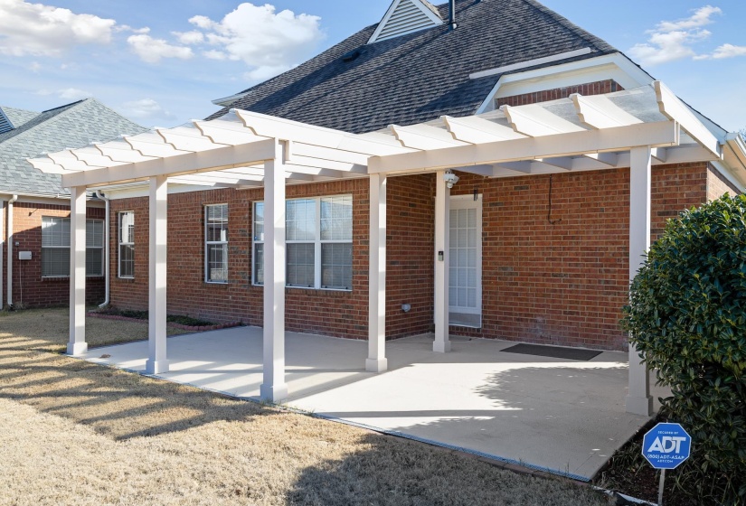 5524 FOUNTAIN BAY DR, Memphis, Tennessee 38120, 4 Bedrooms Bedrooms, 7 Rooms Rooms,2.1 BathroomsBathrooms,Residential,For Sale,FOUNTAIN BAY,10213060