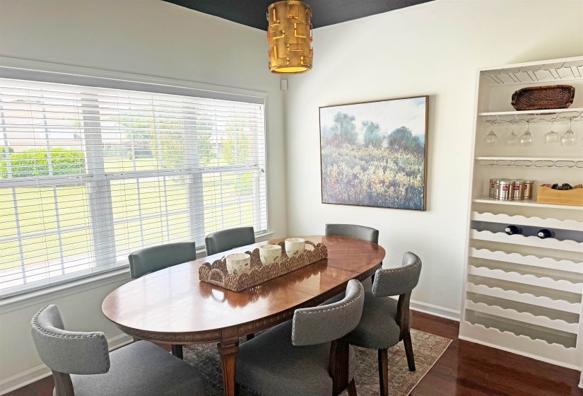 5524 FOUNTAIN BAY DR, Memphis, Tennessee 38120, 4 Bedrooms Bedrooms, 7 Rooms Rooms,2.1 BathroomsBathrooms,Residential,For Sale,FOUNTAIN BAY,10213060