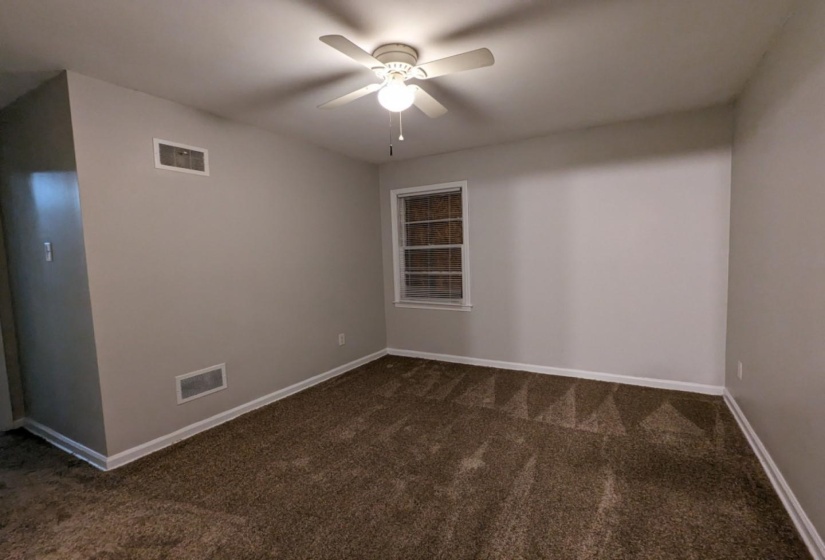 3733 BROMPTON AVE, Memphis, Tennessee 38118, 4 Bedroom Bedrooms, 6 Room Rooms,1.1 BathroomBathrooms,Residential,For Sale,BROMPTON,0,10213141