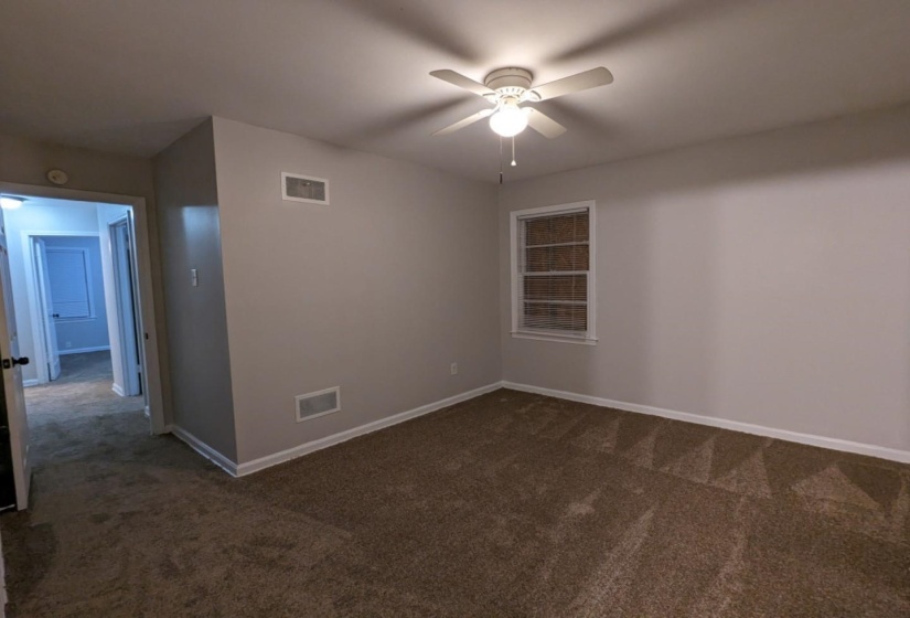 3733 BROMPTON AVE, Memphis, Tennessee 38118, 4 Bedroom Bedrooms, 6 Room Rooms,1.1 BathroomBathrooms,Residential,For Sale,BROMPTON,0,10213141