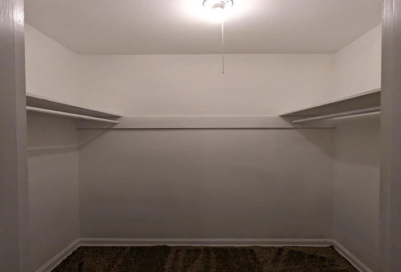 3733 BROMPTON AVE, Memphis, Tennessee 38118, 4 Bedroom Bedrooms, 6 Room Rooms,1.1 BathroomBathrooms,Residential,For Sale,BROMPTON,0,10213141