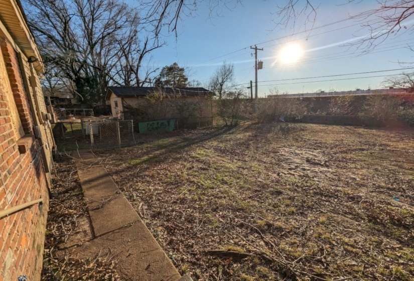 3733 BROMPTON AVE, Memphis, Tennessee 38118, 4 Bedroom Bedrooms, 6 Room Rooms,1.1 BathroomBathrooms,Residential,For Sale,BROMPTON,0,10213141