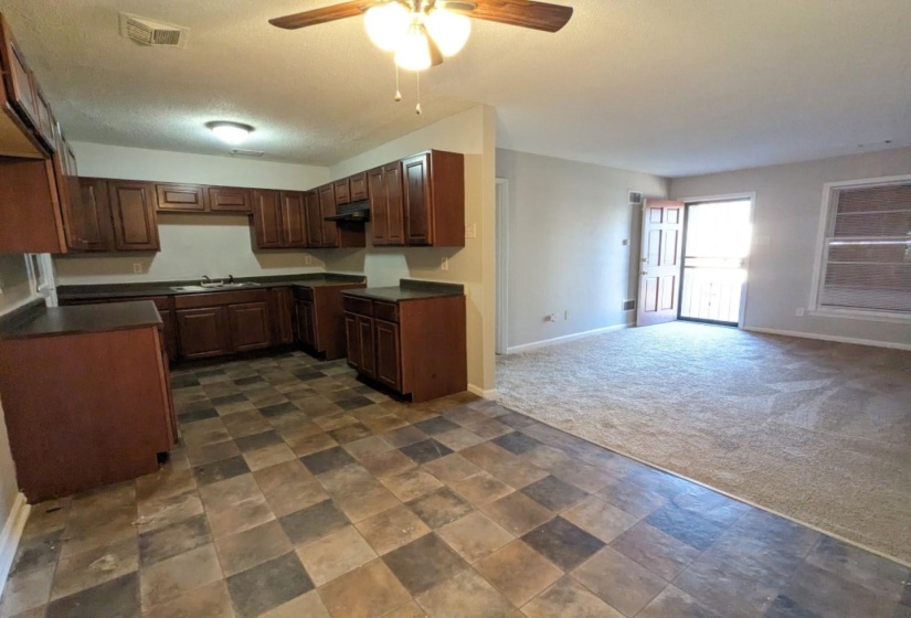 3733 BROMPTON AVE, Memphis, Tennessee 38118, 4 Bedroom Bedrooms, 6 Room Rooms,1.1 BathroomBathrooms,Residential,For Sale,BROMPTON,0,10213141