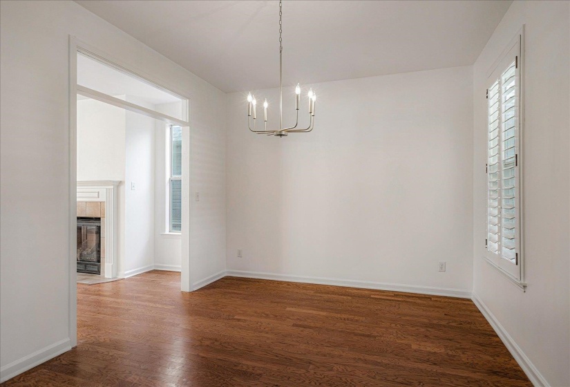 275 ISLAND VILLAGE DR, Memphis, Tennessee 38103, 4 Bedrooms Bedrooms, 7 Rooms Rooms,2.1 BathroomsBathrooms,Residential,For Sale,ISLAND VILLAGE,10213142