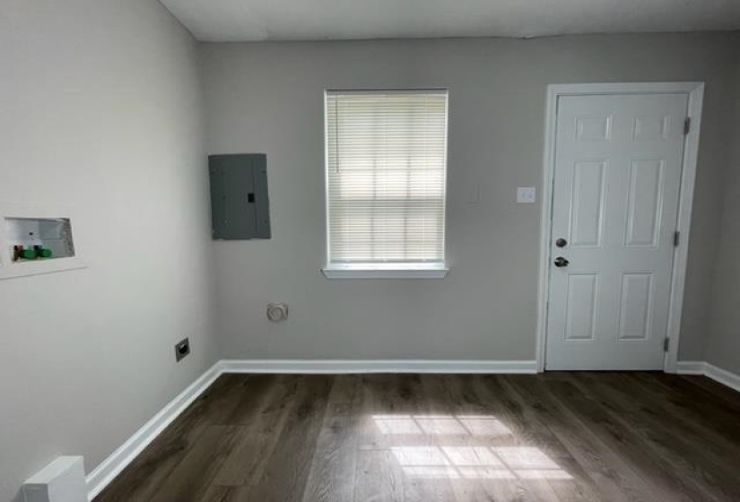 905 ANNIE ST, Memphis, Tennessee 38107, 4 Bedroom Bedrooms, 6 Room Rooms,2 BathroomBathrooms,Residential,For Sale,ANNIE,0,10213146