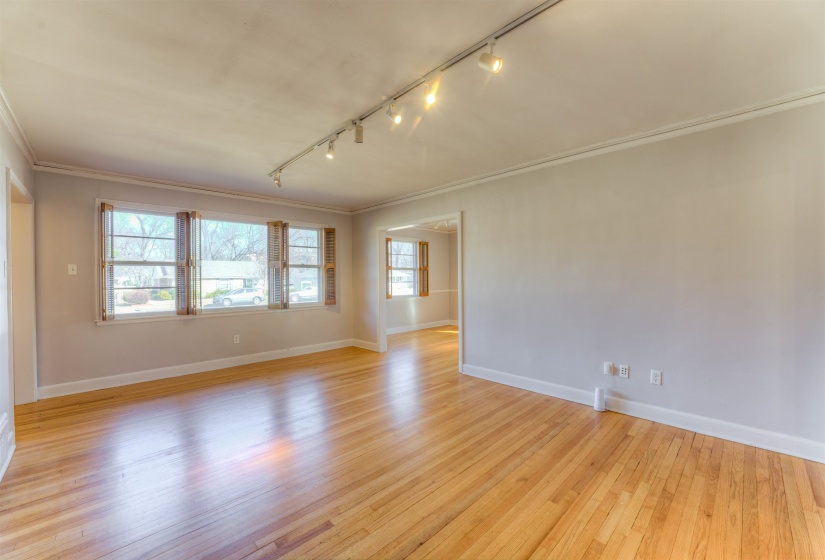 3383 NORTHWOOD DR, Memphis, Tennessee 38111, 3 Bedrooms Bedrooms, 7 Rooms Rooms,2 BathroomsBathrooms,Residential,For Sale,NORTHWOOD,10213159
