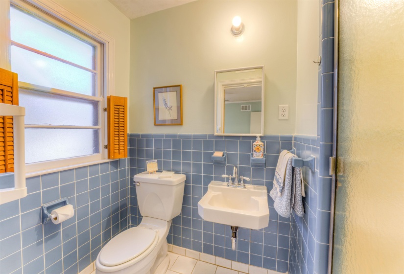 3383 NORTHWOOD DR, Memphis, Tennessee 38111, 3 Bedrooms Bedrooms, 7 Rooms Rooms,2 BathroomsBathrooms,Residential,For Sale,NORTHWOOD,10213159