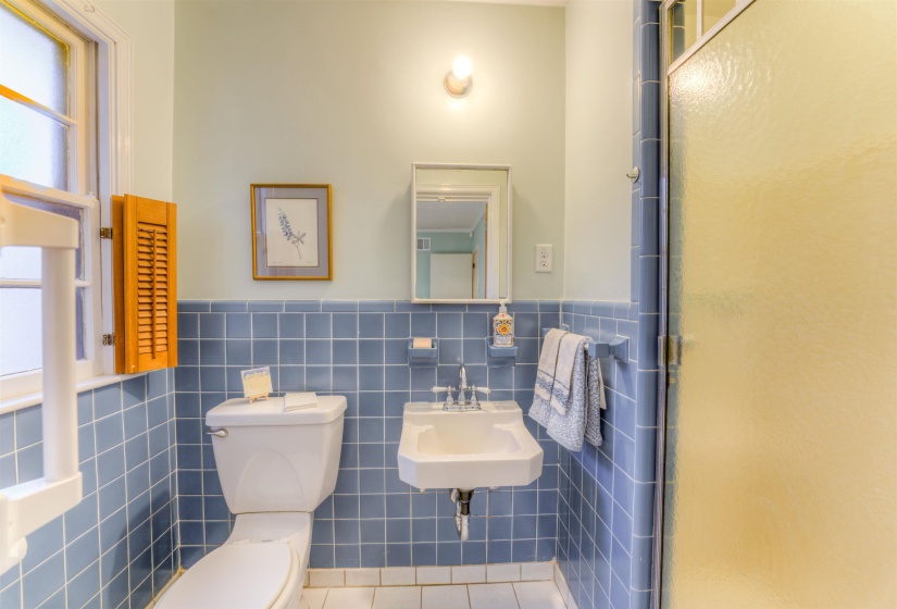 3383 NORTHWOOD DR, Memphis, Tennessee 38111, 3 Bedrooms Bedrooms, 7 Rooms Rooms,2 BathroomsBathrooms,Residential,For Sale,NORTHWOOD,10213159