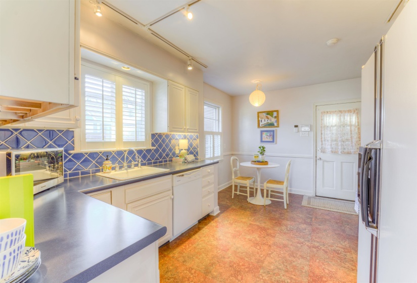 3383 NORTHWOOD DR, Memphis, Tennessee 38111, 3 Bedrooms Bedrooms, 7 Rooms Rooms,2 BathroomsBathrooms,Residential,For Sale,NORTHWOOD,10213159