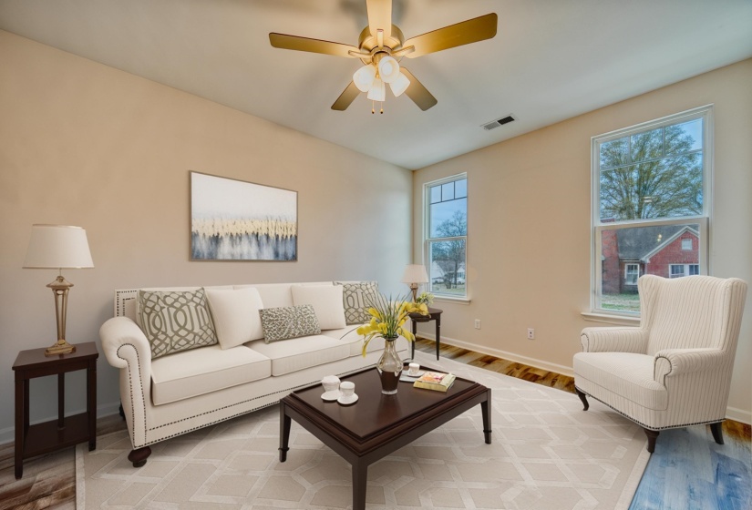 200 WASHINGTON AVE, Covington, Tennessee 38019, 2 Bedroom Bedrooms, 5 Room Rooms,2.1 BathroomBathrooms,Residential,For Sale,WASHINGTON,0,10213168