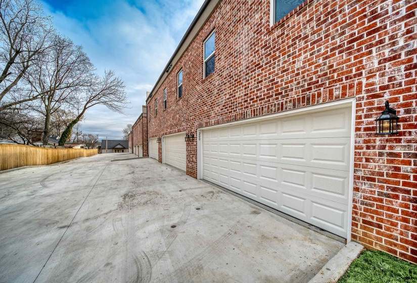212 WASHINGTON AVE, Covington, Tennessee 38019, 2 Bedroom Bedrooms, 5 Room Rooms,2.1 BathroomBathrooms,Residential,For Sale,WASHINGTON,0,10213170